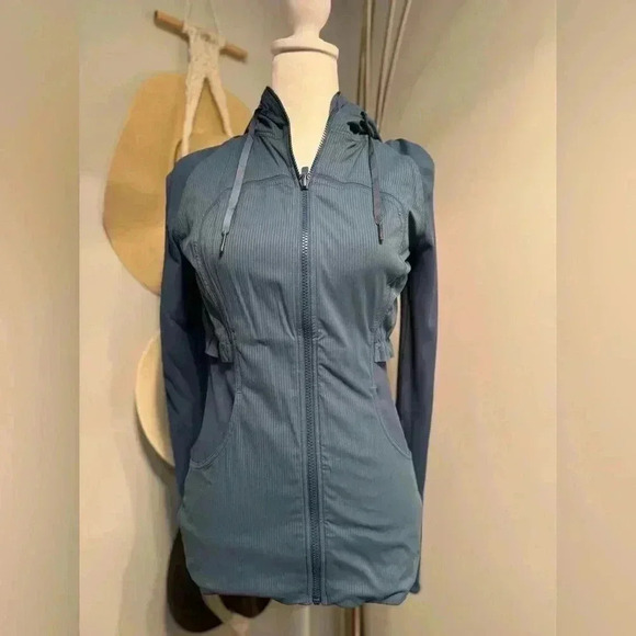 lululemon athletica Jackets & Blazers - Lululemon Influx Reversible Jacket-Blue-Size 8